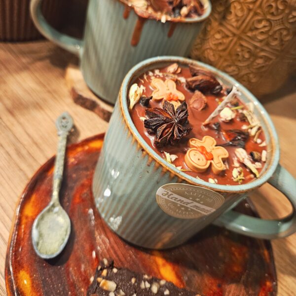 <span><em> Turkusowy Kubek</em> </br/>✦ Brownie ✦