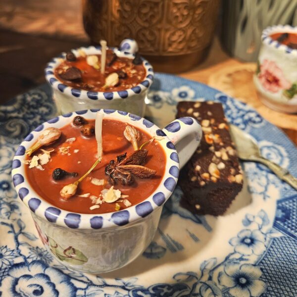 <span><em> Vintage Filiżanki</em> </br/>✦ Brownie ✦